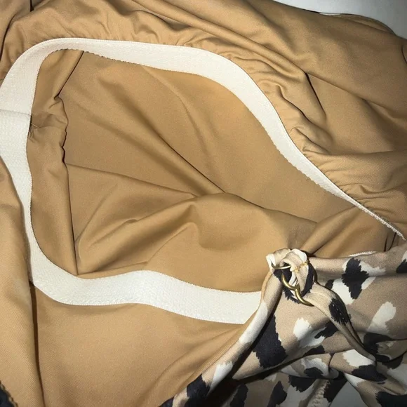 Vitamin A Leopard Print One Piece Swimsuit Size L 10 Adjus Straps resort wear - Picture 8 of 8